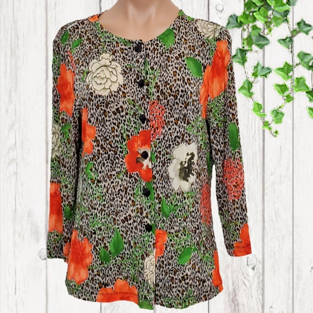 The Travel Collection Animal Floral Print Top
